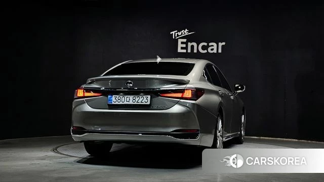 Lexus ES300h 7th generation id 4527517 из Кореи 14