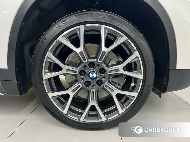 BMW X1 id 3908250 из Китая 16