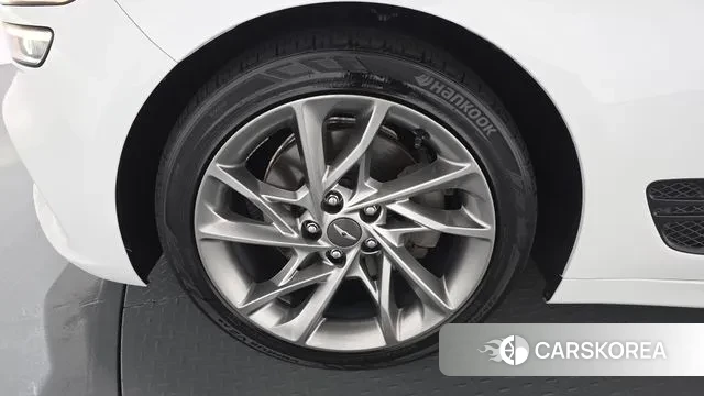 Genesis The New G70 id 3401705 из Кореи 14