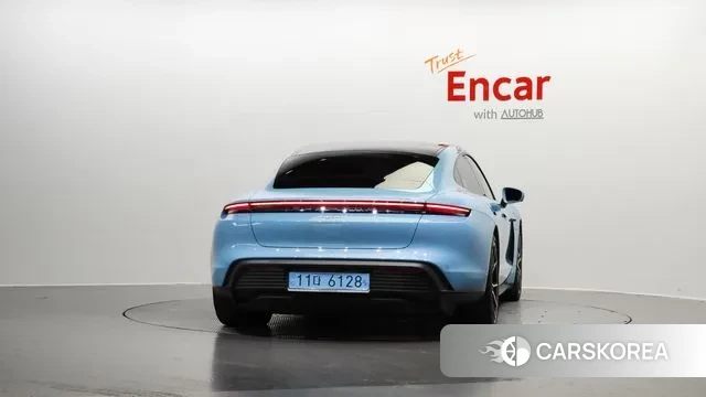 Porsche Taycan id 3104292 из Кореи 14