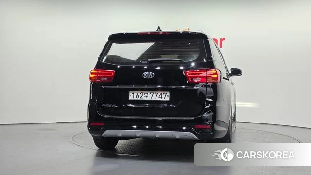 Kia The New Carnival id 3885682 из Кореи 14