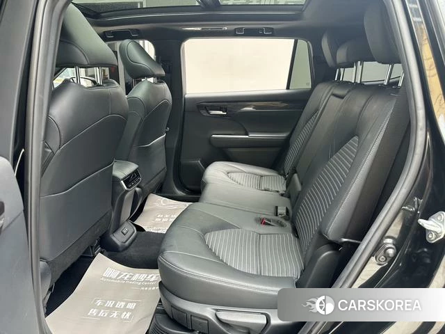 Toyota Crown Lufang id 4279251 из Китая 16