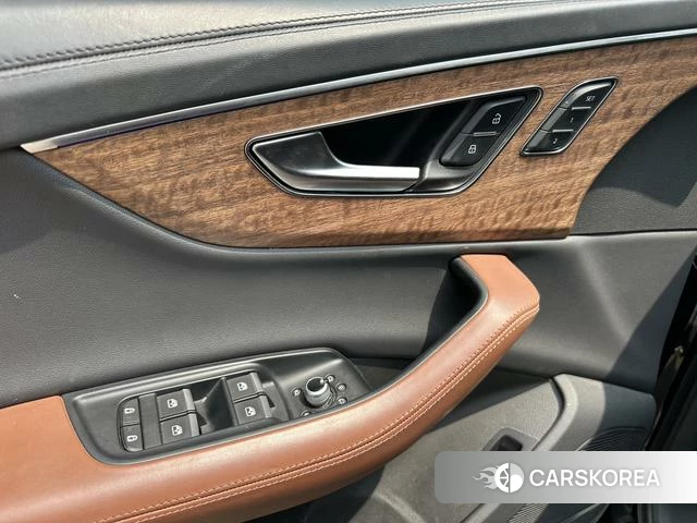 Audi Q7 id 4329184 из Китая 14