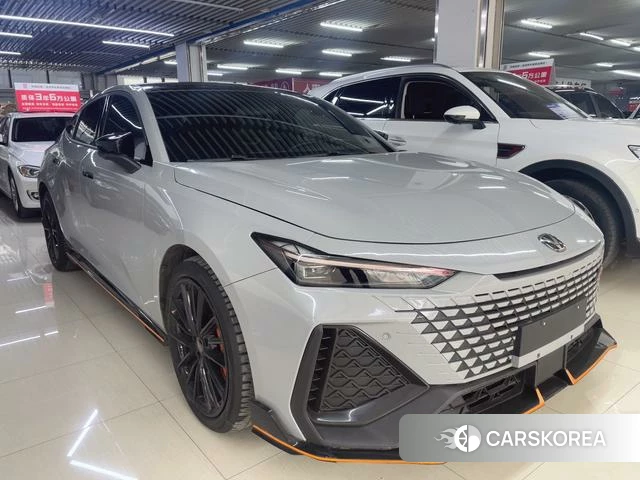 Chang'an UNI-V 2022 Серебристо-серый из Китая, фото 6