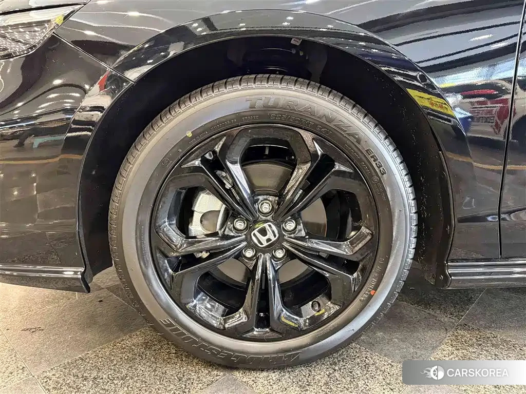 Honda Accord id 4622312 из Китая 30