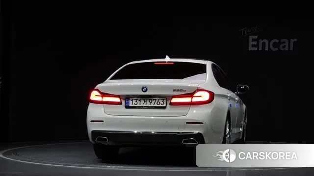 BMW 5 Series (G30) id 2989460 из Кореи 14