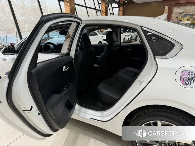 Kia K3 id 4291419 из Китая 19