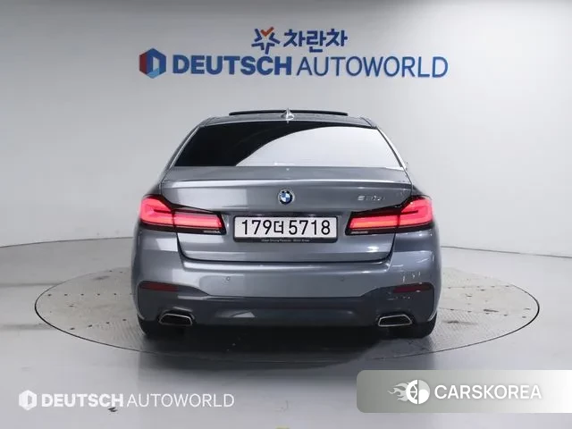 BMW 5 Series (G30) id 2964224 из Кореи 14