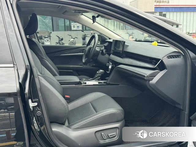 Toyota Camry 2024 Черный из Китая, фото 5