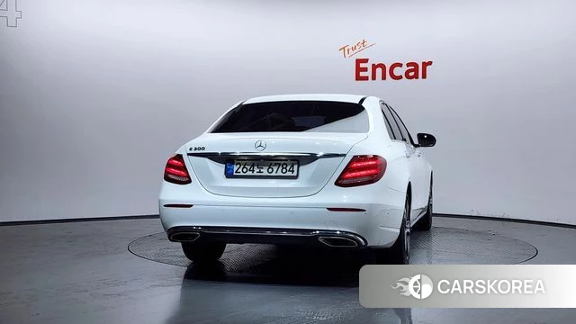 Mercedes-Benz E-Class W213 id 4294985 из Кореи 24