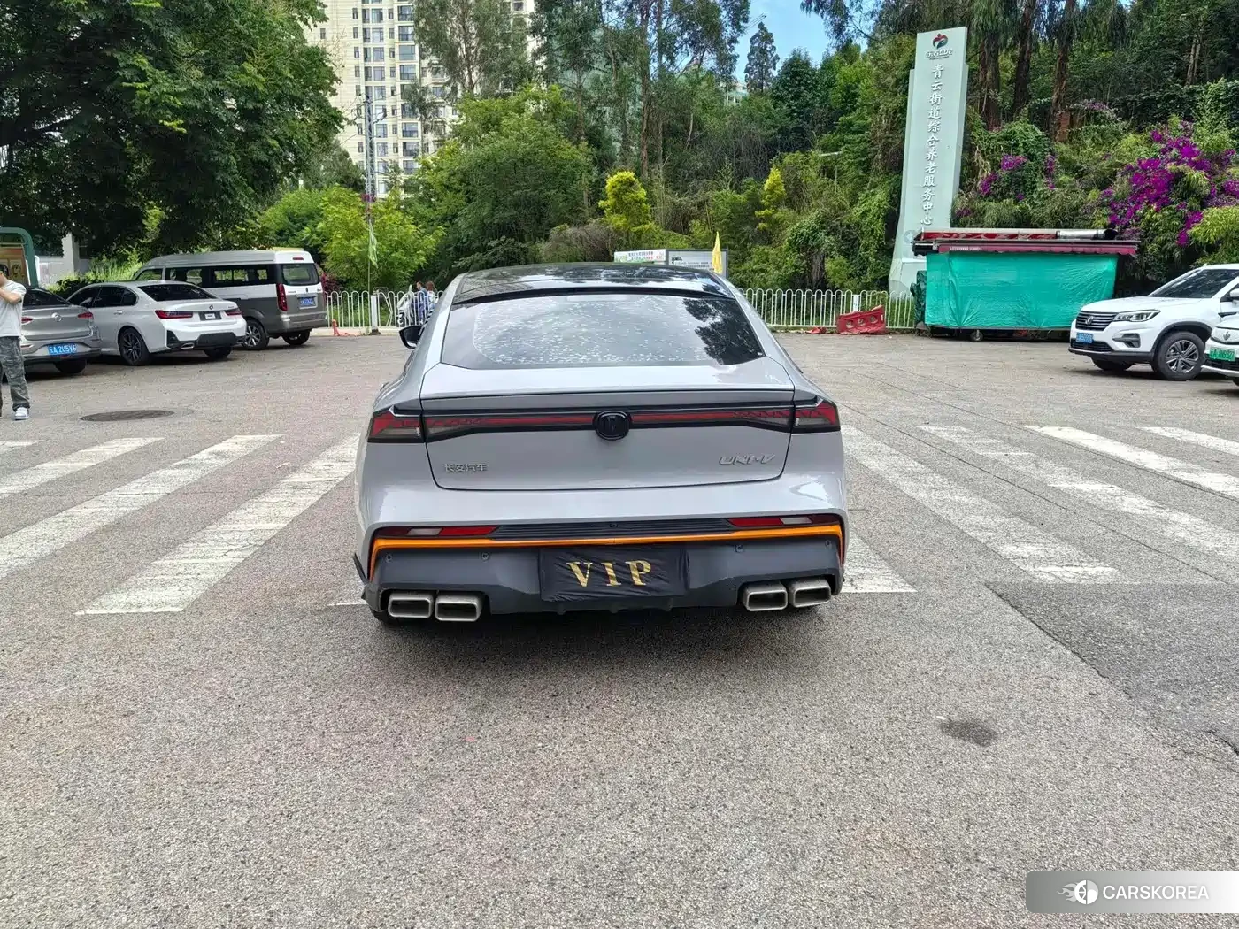 Chang'an UNI-V 2024 Silver/gray из Китая, фото 5