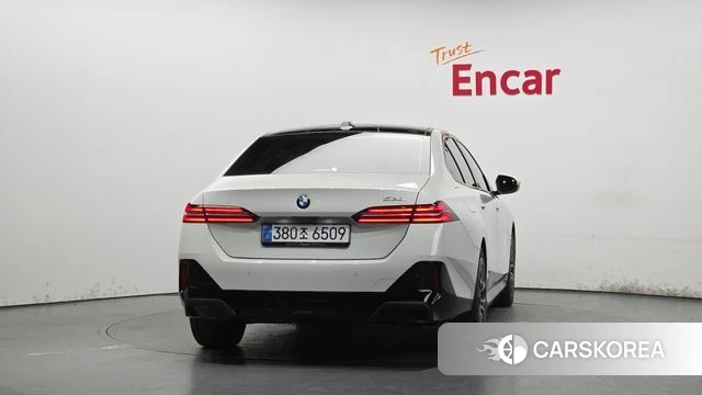 BMW 5 Series (G60) id 4743715 из Кореи 28