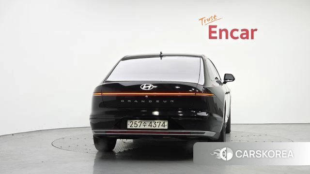 Hyundai Grandeur (GN7) id 3818287 из Кореи 14