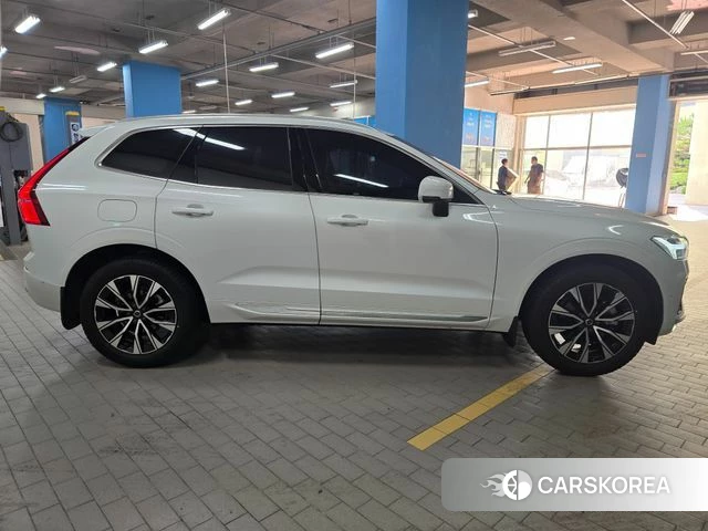 Volvo XC60 second Generation 2024 Белый из Кореи, фото 4