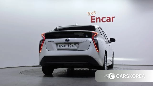 Toyota Prius 4th Generation id 4543643 из Кореи 24