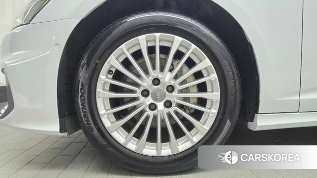 Audi A6 (C8) id 4535911 из Кореи 27