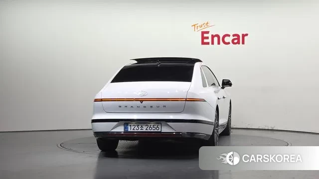 Hyundai Grandeur Hybrid (GN7) id 3289593 из Кореи 14