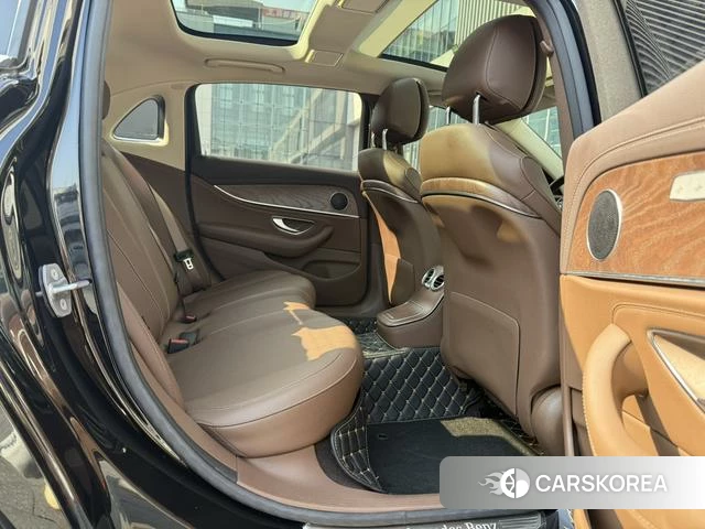 Mercedes-Benz E-class id 4333517 из Китая 14
