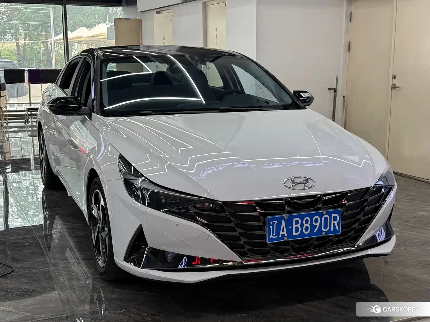 Hyundai Elantra 2022 Белый из Китая, фото 4