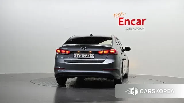 Hyundai Avante AD id 3034399 из Кореи 14