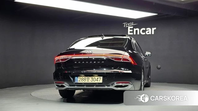 Hyundai The New Grandeur IG id 4721937 из Кореи 32