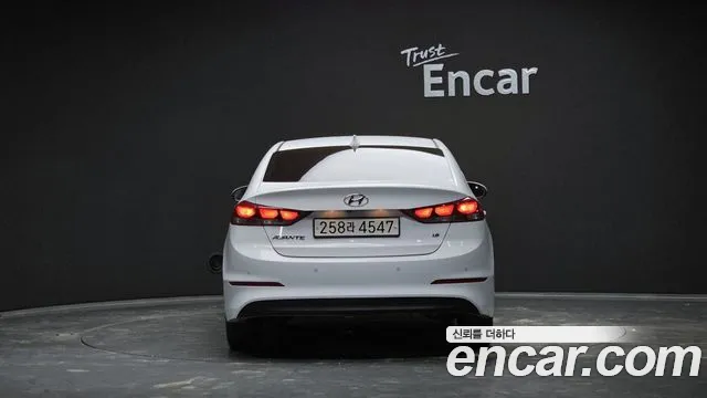 Hyundai Avante AD id 2228878 из Кореи 14