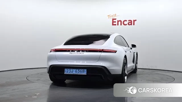 Porsche Taycan id 3458648 из Кореи 14