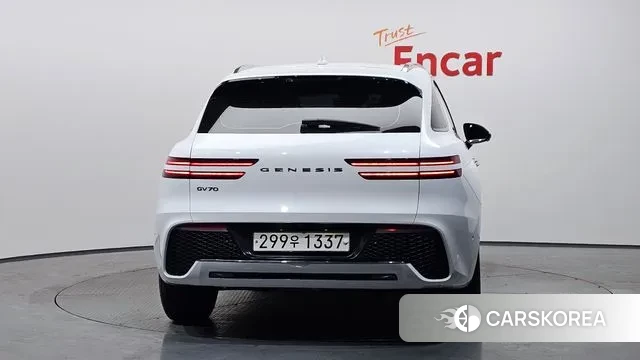 Genesis GV70 id 3587475 из Кореи 14