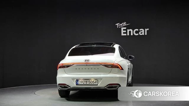 Hyundai The New Grandeur IG Hybrid id 4343996 из Кореи 14