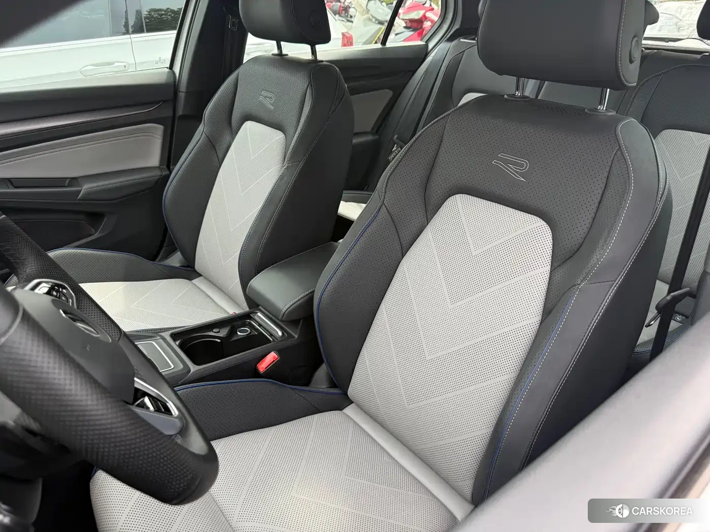 Volkswagen Golf 2025 Белый из Китая, фото 5