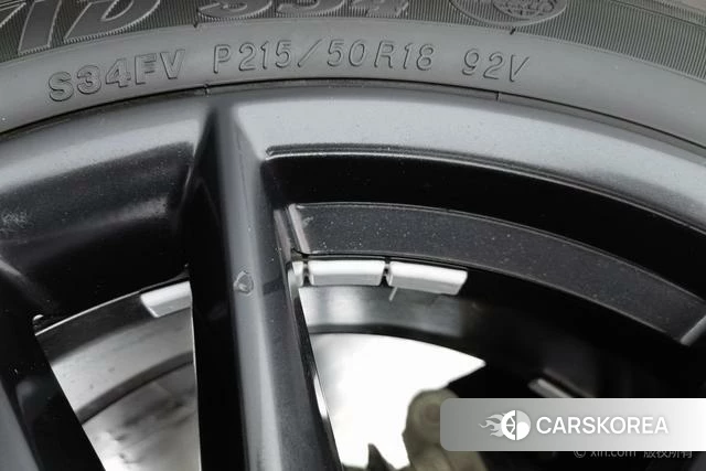 Audi Q2L id 4235891 из Китая 18