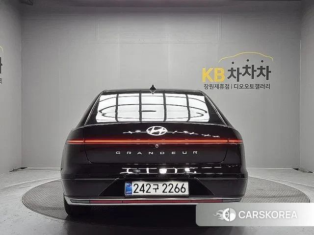 Hyundai Grandeur (GN7) id 3404975 из Кореи 14