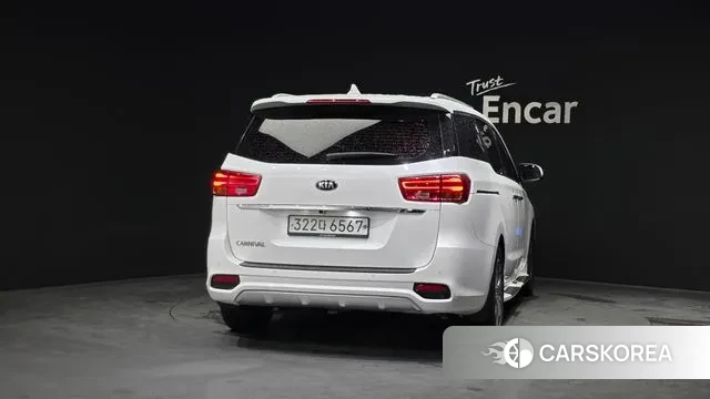 Kia The New Carnival id 3033748 из Кореи 14