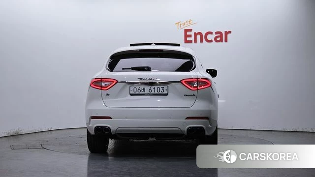 Maserati Levante id 4331432 из Кореи 25