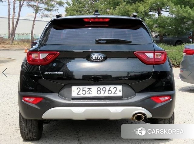 Kia Stonic id 3942749 из Кореи 14