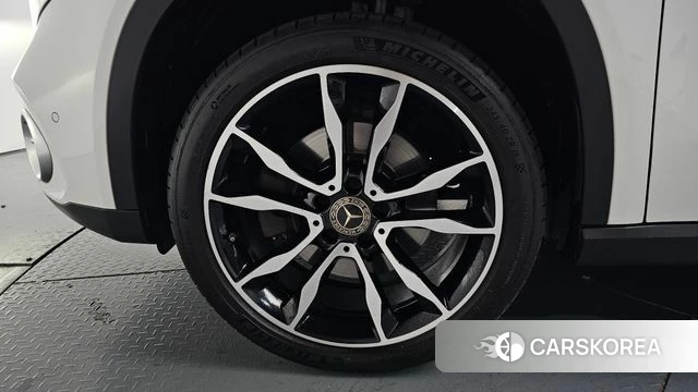 Mercedes-Benz GLA-Class X156 id 4310601 из Кореи 28