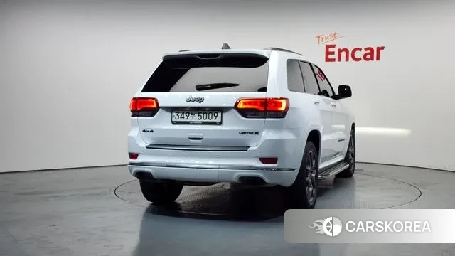 Jeep Grand Cherokee id 3686954 из Кореи 14