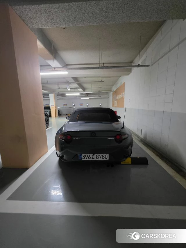 Mazda MX-5 MIATA 2020 Цвет галактики из Кореи, фото 4