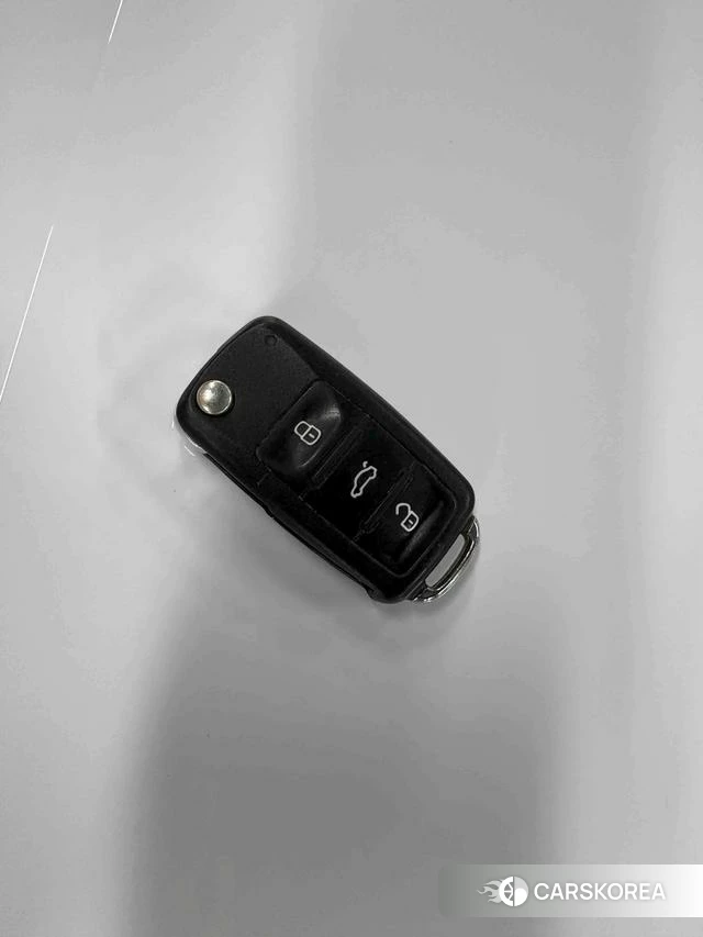 Volkswagen Sagitar id 4353245 из Китая 34