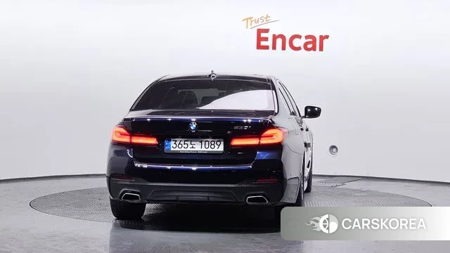 BMW 5 Series (G30) id 3655397 из Кореи 14