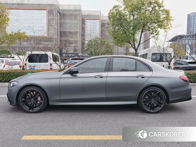 Mercedes-Benz E-class AMG id 4260607 из Китая 7
