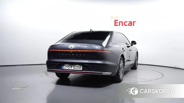 Hyundai Grandeur (GN7) id 3114993 из Кореи 14