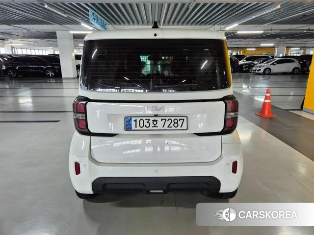 Kia The New Kia Ray 2023 Белый из Кореи, фото 4