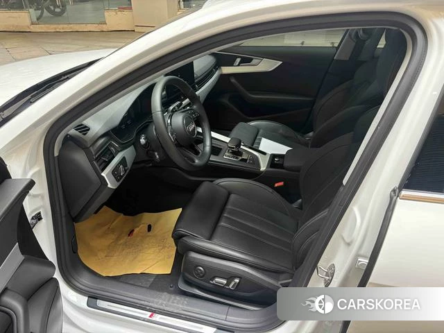 Audi A4L id 4300877 из Китая 14