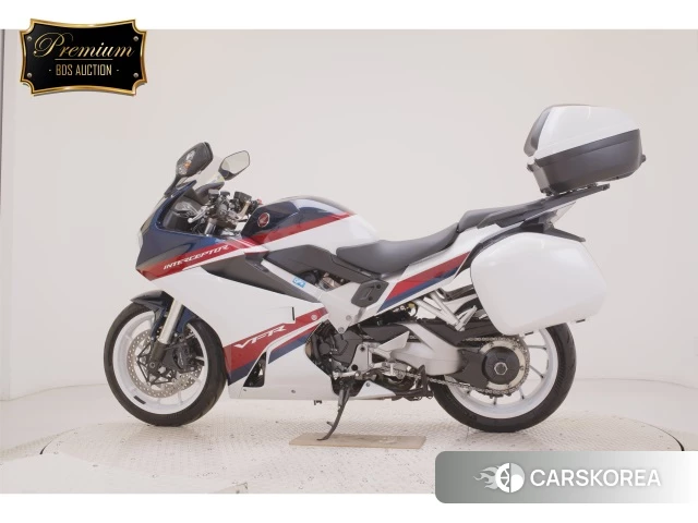 Проданный Honda VFR800F 2022 из Японии, фото 2