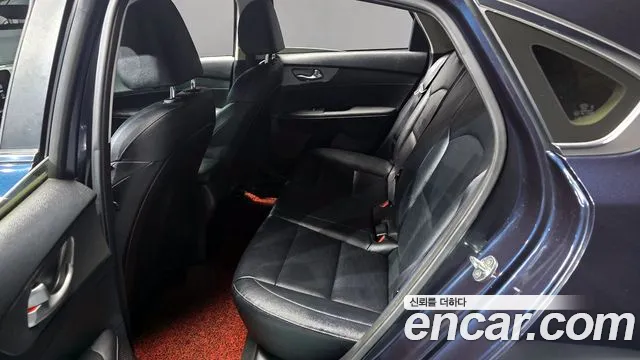 Kia Come New K3 id 2791525 из Кореи 14