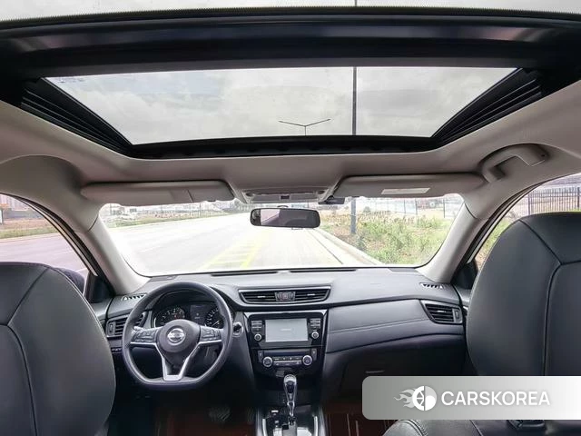 Toyota Camry 2022 Белый из Китая, фото 4