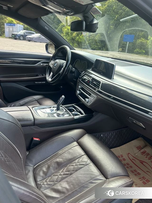 BMW 7 series id 3944885 из Китая 5