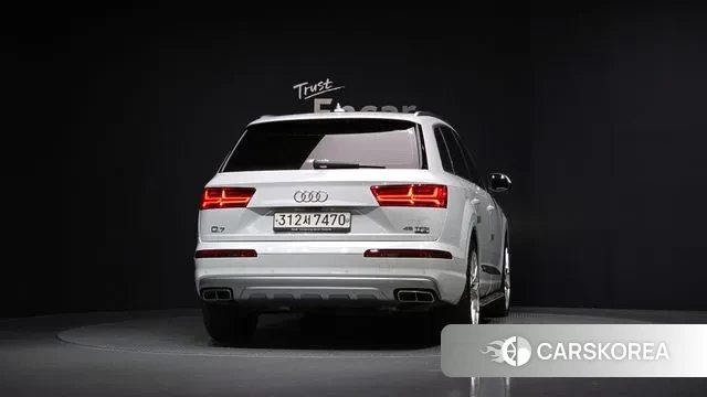 Audi Q7 (4M) id 3095637 из Кореи 14
