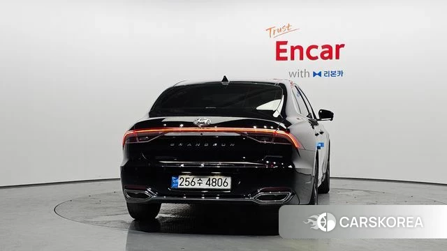 Hyundai The New Grandeur IG Hybrid id 4401455 из Кореи 24